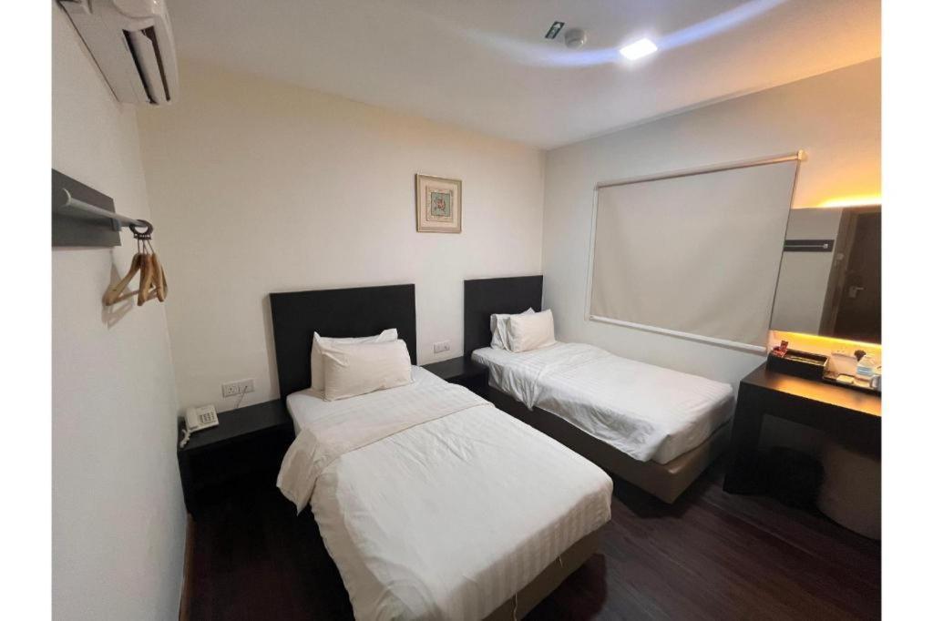 Capital O 91074 Grand World Johor Bahru