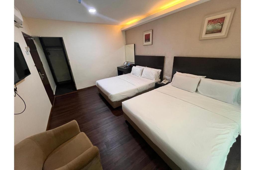 Hotel Capital O 91074 Grand World 2*